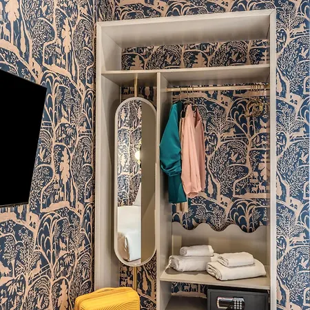 Konukevi Townhouse Condotti 29