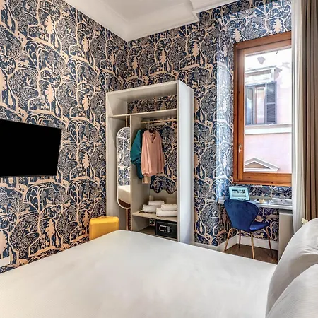 Konukevi Townhouse Condotti 29 Roma